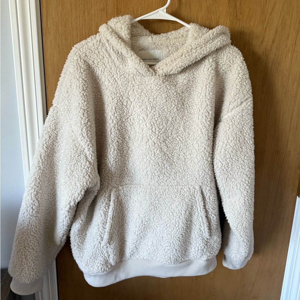 Tan/cream colored fuzzy sweatshirt American eagle size M